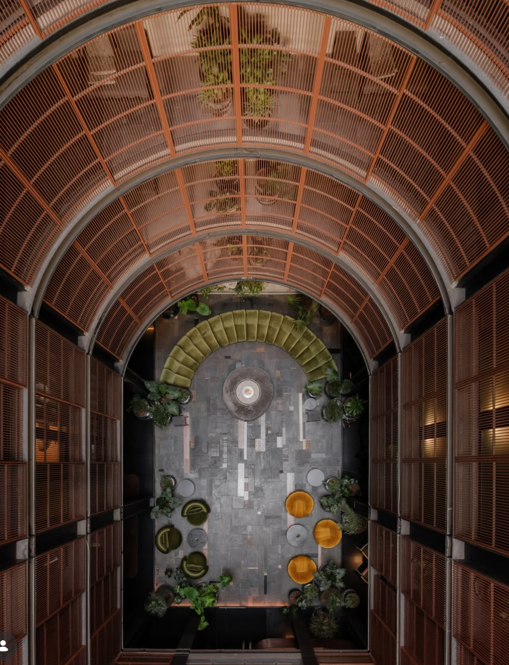 Atrio Cenital Hotel Volga